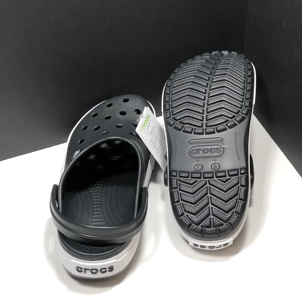 NEW🖤CROCS Classic Clog - Picture 10 of 12
